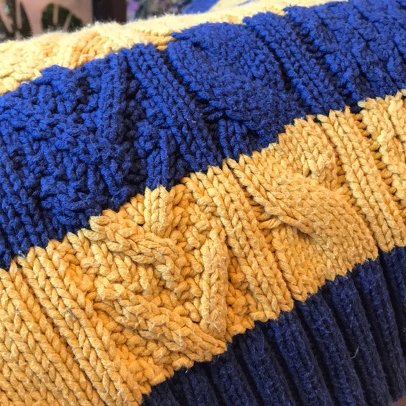 🌼🌼Boys gap sweater size S - Picture 4 of 4